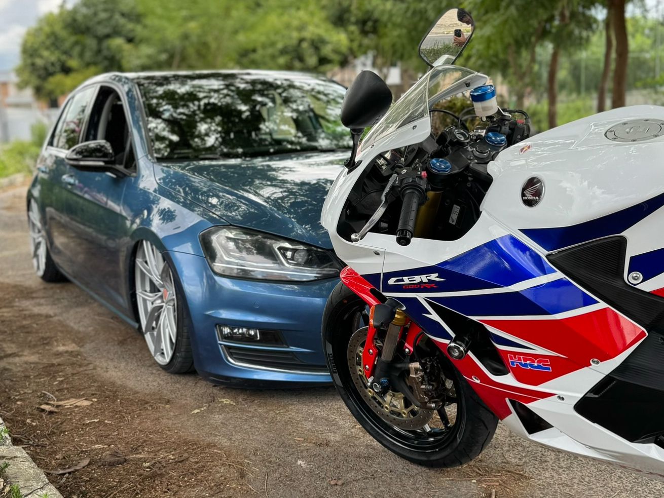 GOLF + CBR 600rr DE BRINDE